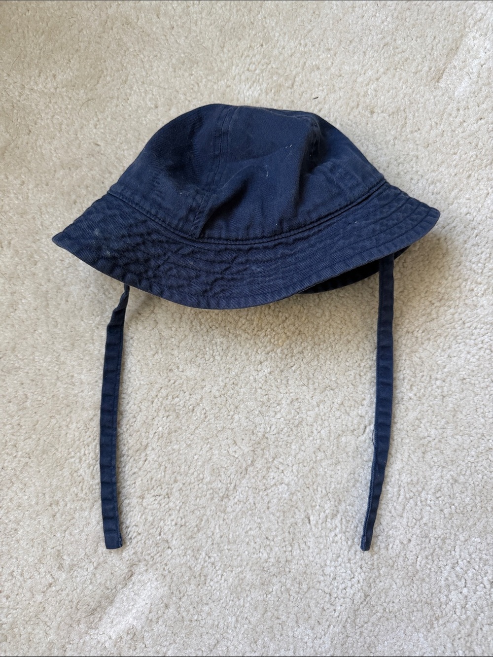 Hanna Andersson Navy Cotton Bucket Hat with Chin Ties